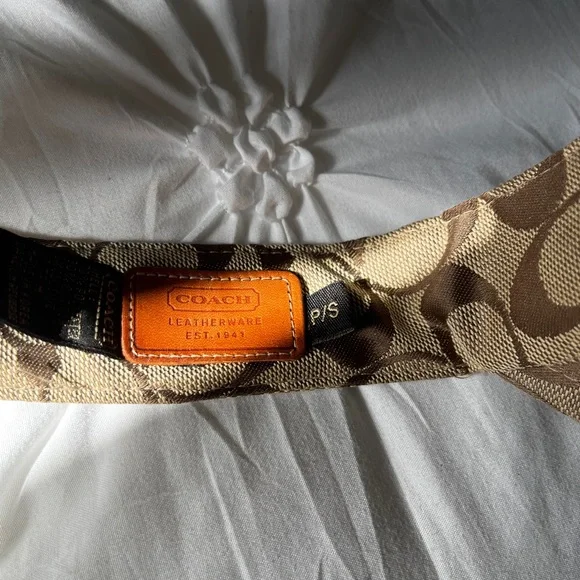 Coach Signature Beige Women's Visor - Picture 7 of 7